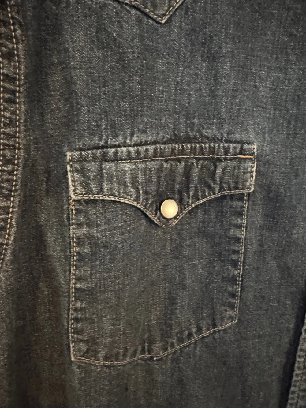 Levi's Men's Pearl Button Dark Blue Denim Western Button-Down Shirt